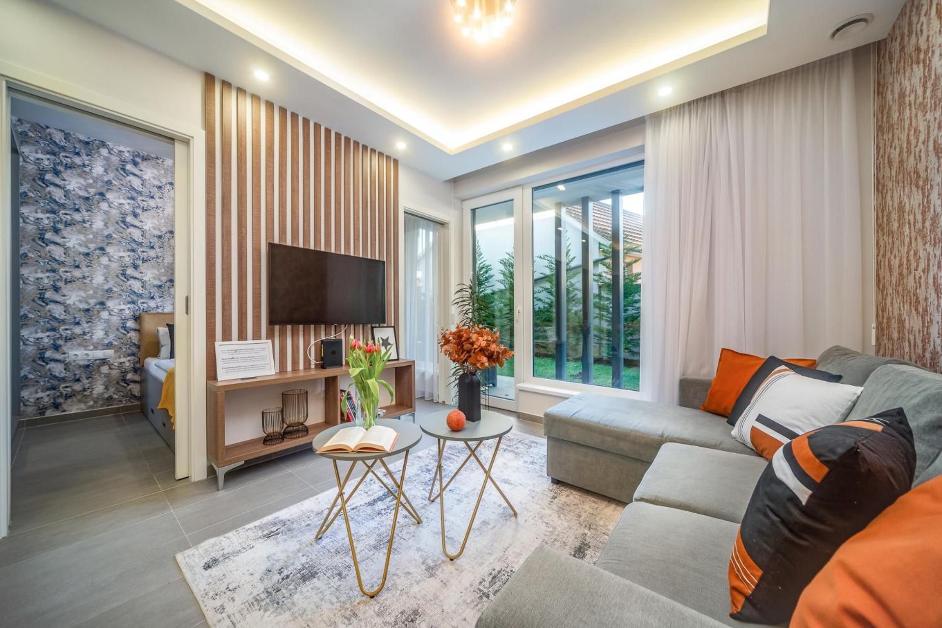 Lavida Deluxe Villa Hajdúszoboszló Buitenkant foto